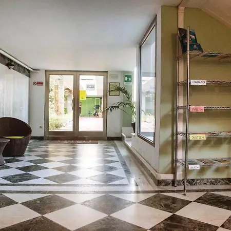 Апартаменты Studio In Ortonovo *